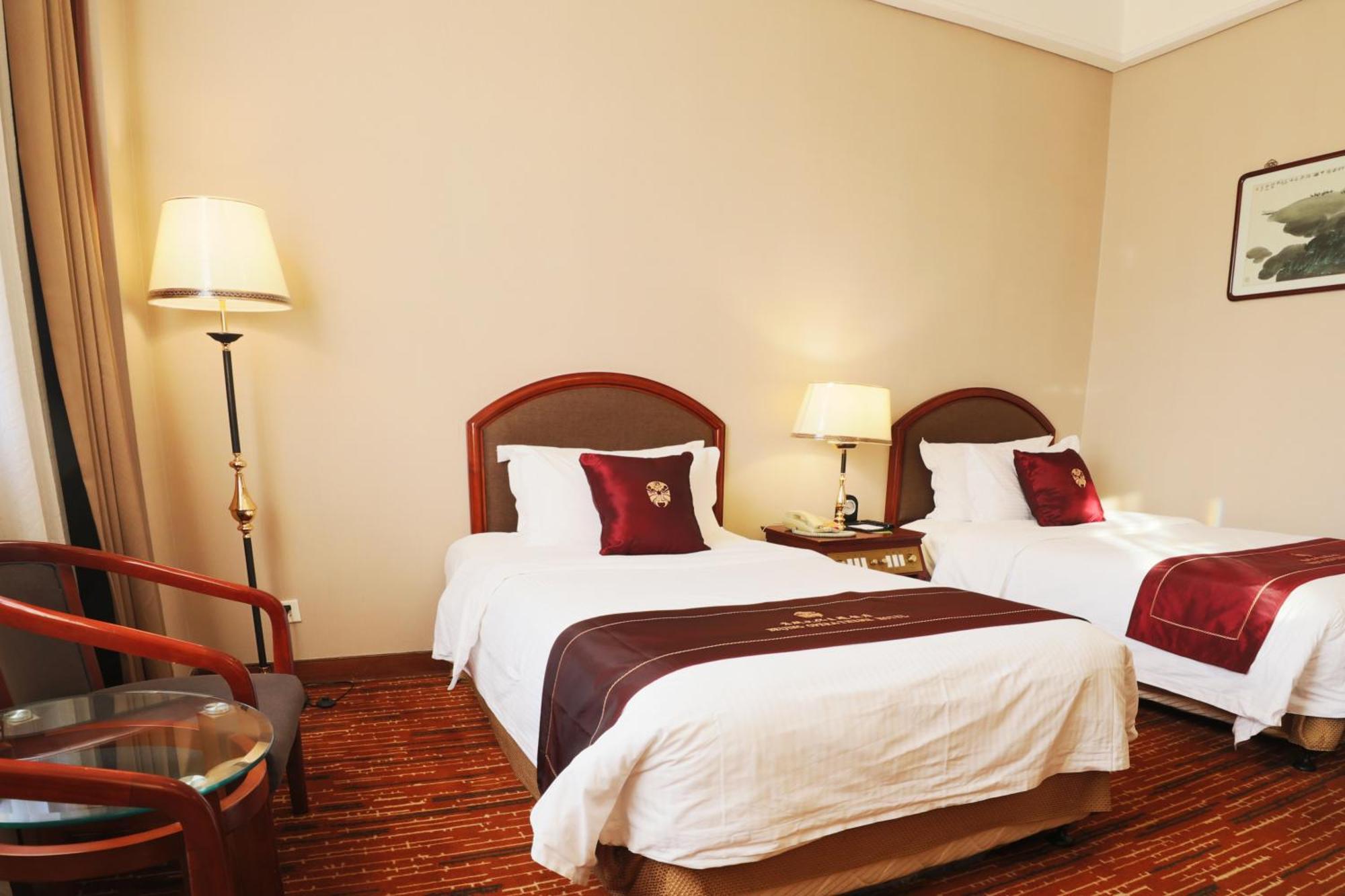 Jianguo Qianmen Beijing Hotel Exterior photo
